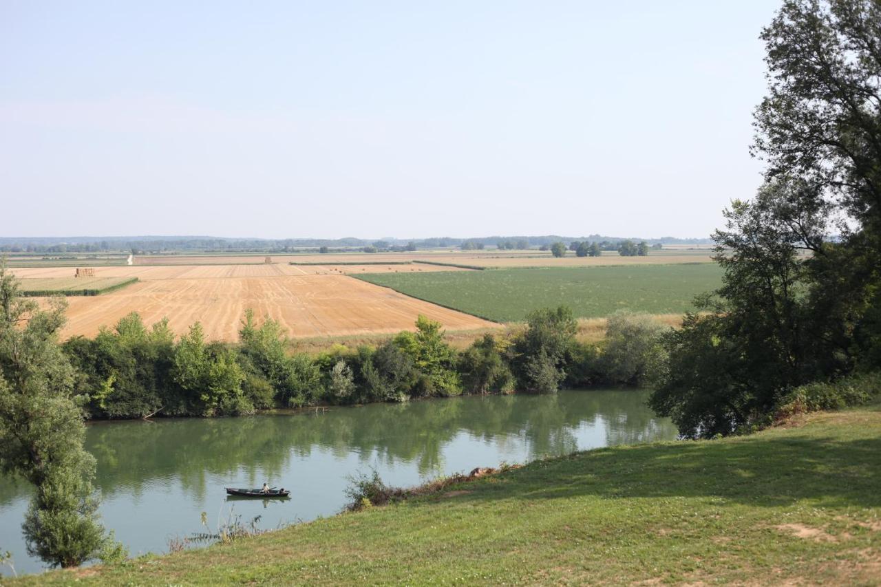Le Relais Du Doubs En Bourgogne Bed and Breakfast Ciel Buitenkant foto
